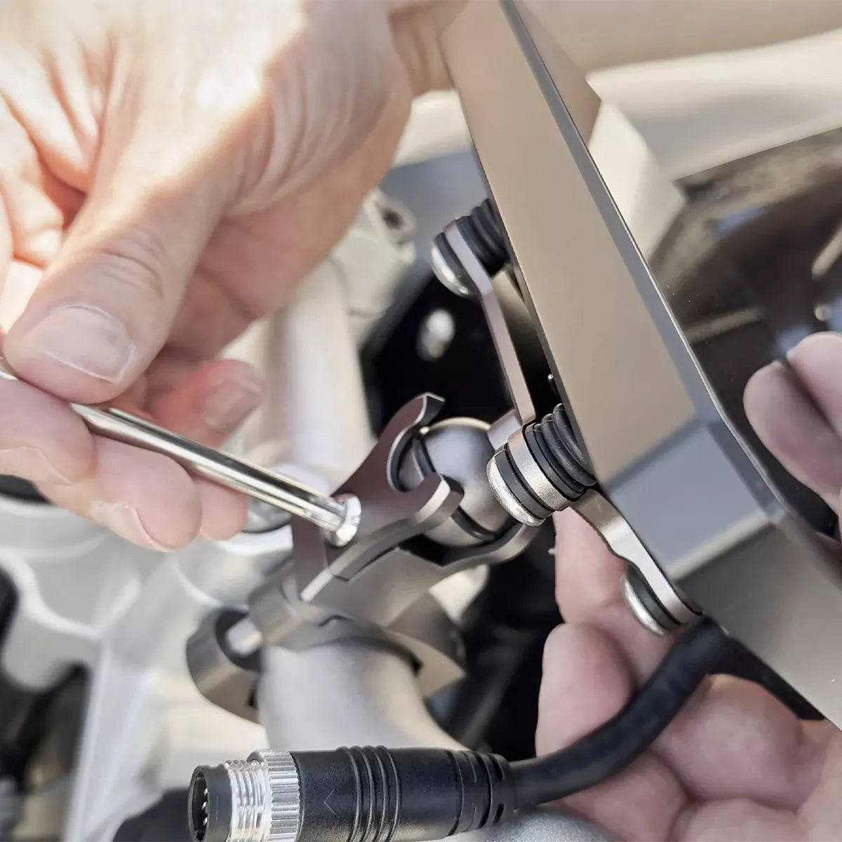 Support de montage robuste et ajustable pour BX Moto
